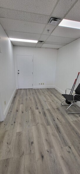 More Photos Of 991-1025 Finch Ave W, Toronto Office For Lease
