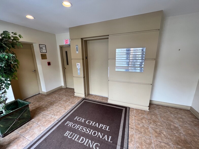 More Photos Of 1326 Freeport Rd, Pittsburgh Medical For Lease