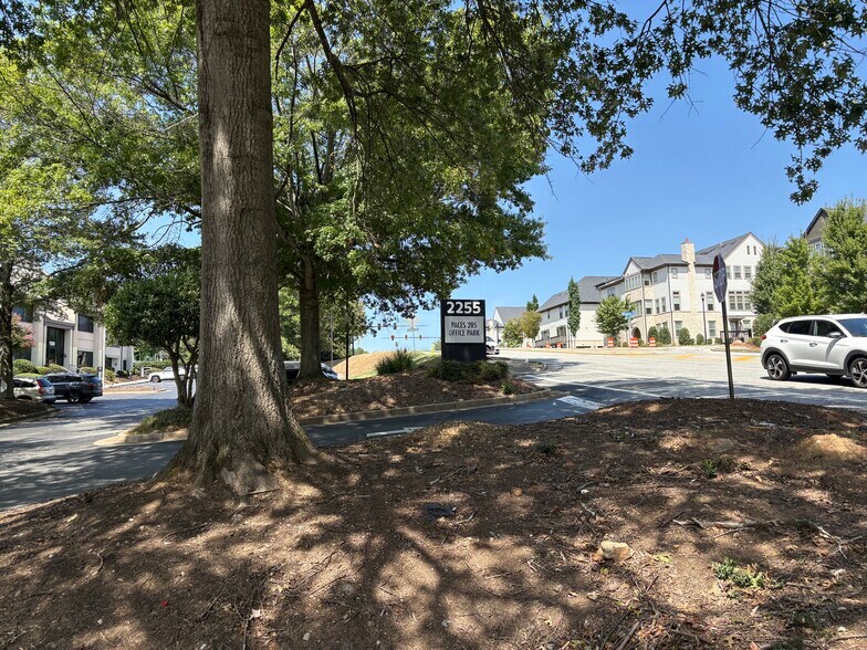 More Photos Of 2255 Cumberland Pky SE, Atlanta Coworking Space