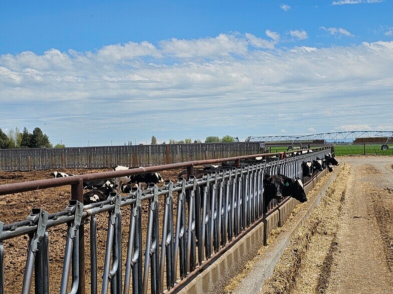 More Photos Of 200 S 585 W w, Paul Land For Sale