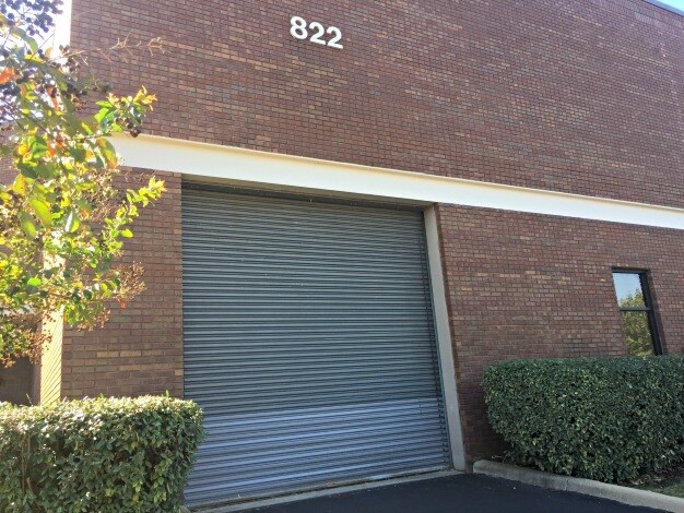 More Photos Of 822 James Record Rd, Huntsville Warehouse For Lease
