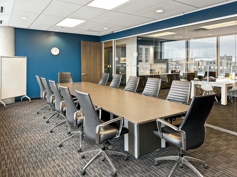 More Photos Of 3055 Saint-Martin Boulevard West, Laval Coworking Space