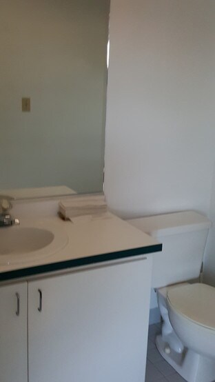 More Photos Of 1460 S McCall Rd, Englewood Medical For Sale