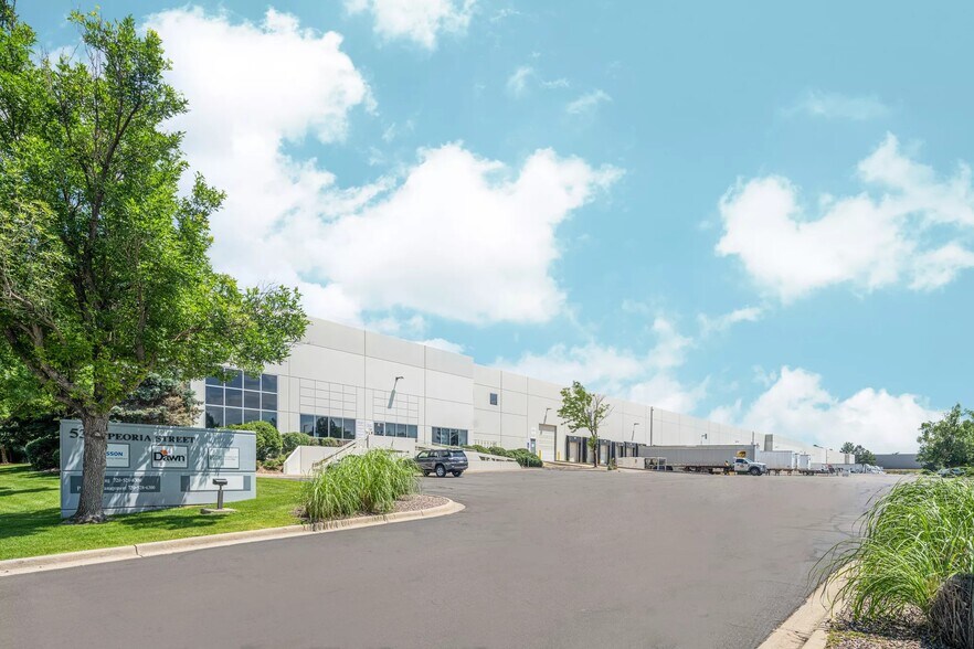 More Photos Of 5301 Peoria St, Denver Distribution For Lease
