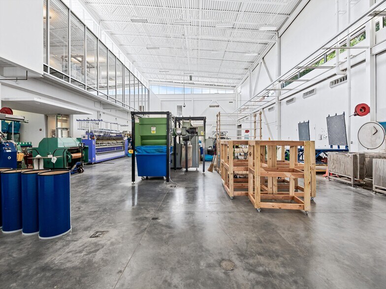 More Photos Of 76 Jupiter Rd, Weaverville Manufacturing For Lease