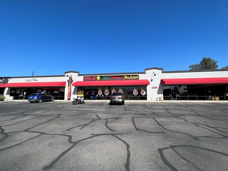 More Photos Of 1211 N Country Club Dr, Mesa General Retail For Lease