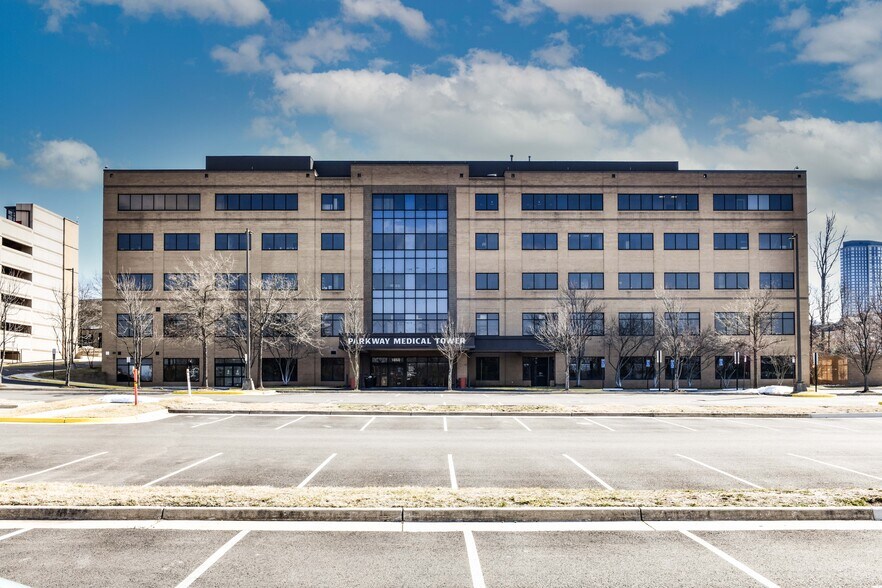 More Photos Of 1860 Town Center Dr, Reston Medical For Sale