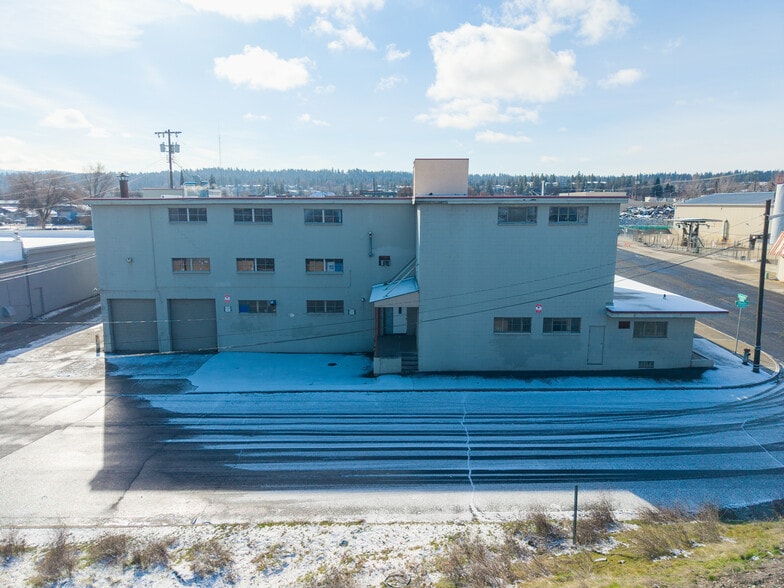 More Photos Of 130-134 N Madelia St, Spokane Manufacturing For Sale