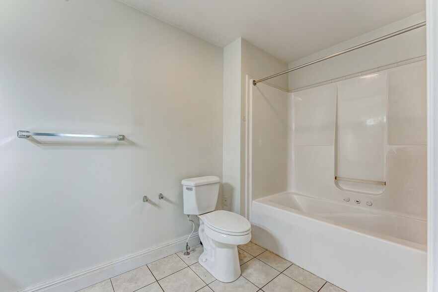 More Photos Of 999 W Run Rd, Morgantown Apartments For Sale