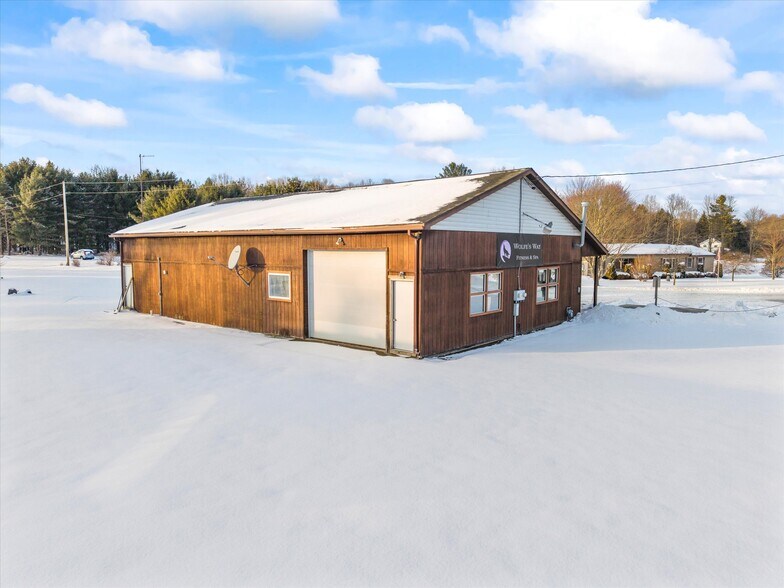 More Photos Of 3947 Route 899, Marienville Freestanding For Lease