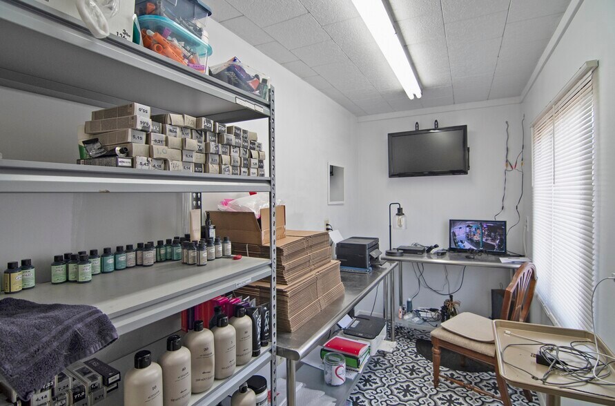 More Photos Of 439 Main Street, Rainelle Storefront Retail Residential For Sale