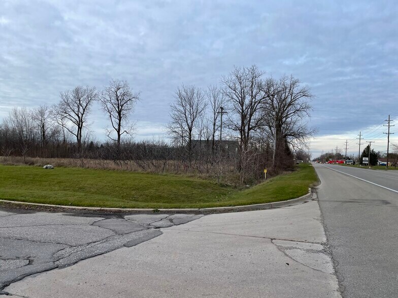 More Photos Of 0 Van Dyke Rd, Almont Township Land For Sale