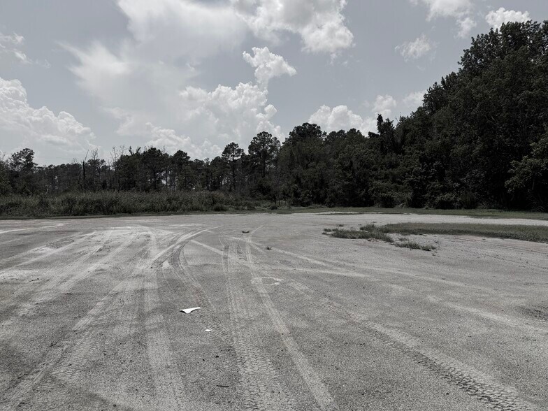 More Photos Of 28536 US Highway 264 E, Belhaven Industrial For Sale