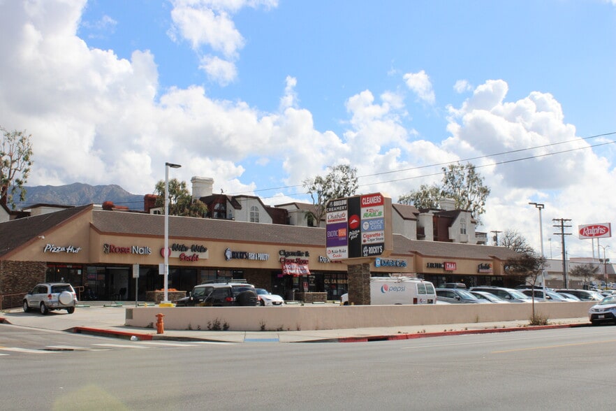 More Photos Of 1212 N San Fernando Blvd, Burbank Storefront For Lease