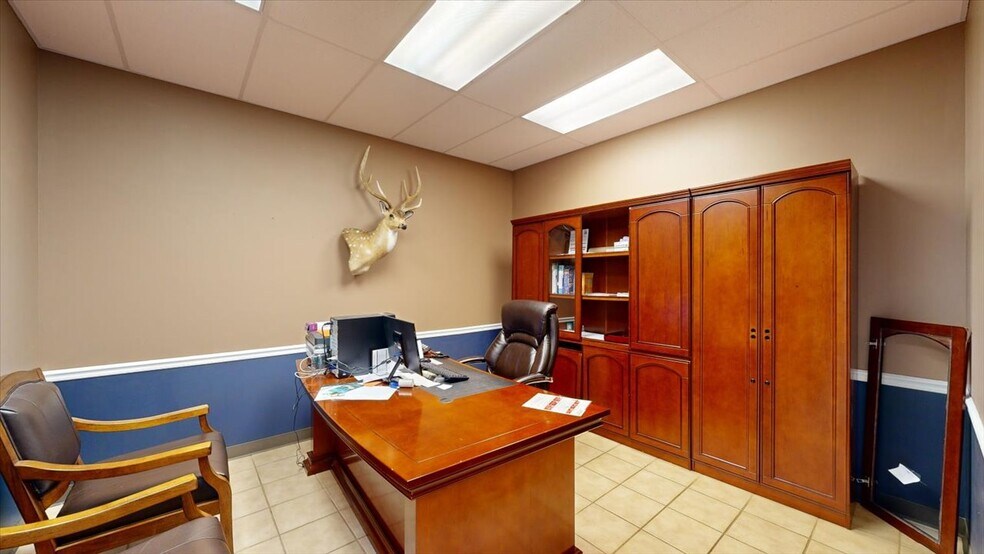 More Photos Of 113 Bo Bo Dr, Crystal Springs Freestanding For Lease