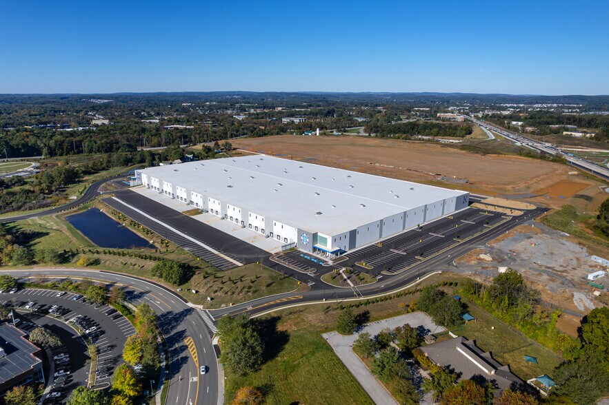More Photos Of 1130 N Pottstown Pike, Exton Distribution For Lease