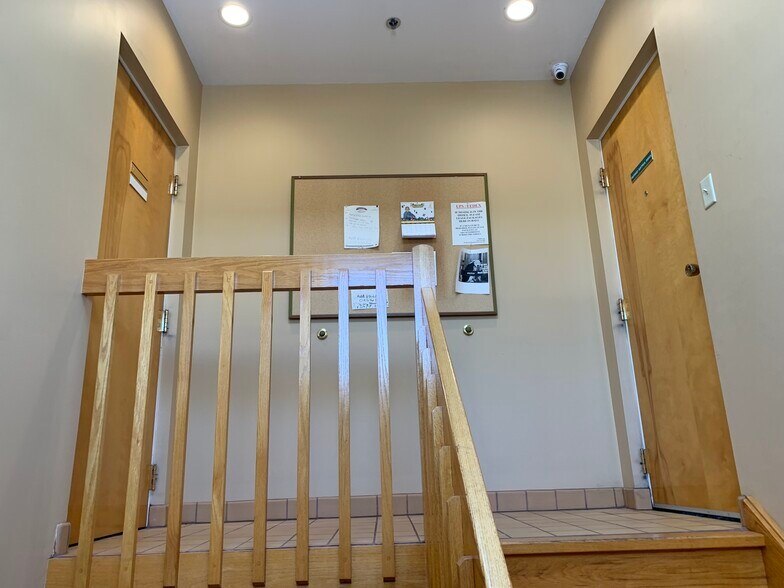 More Photos Of 2107 Springfield Ave, Vauxhall Service For Lease