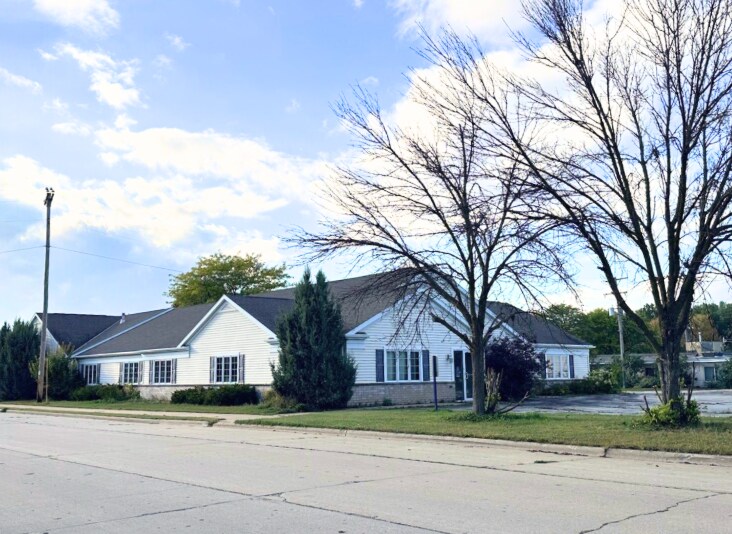 More Photos Of 226 Bornemann St, Green Bay Assisted Living For Sale