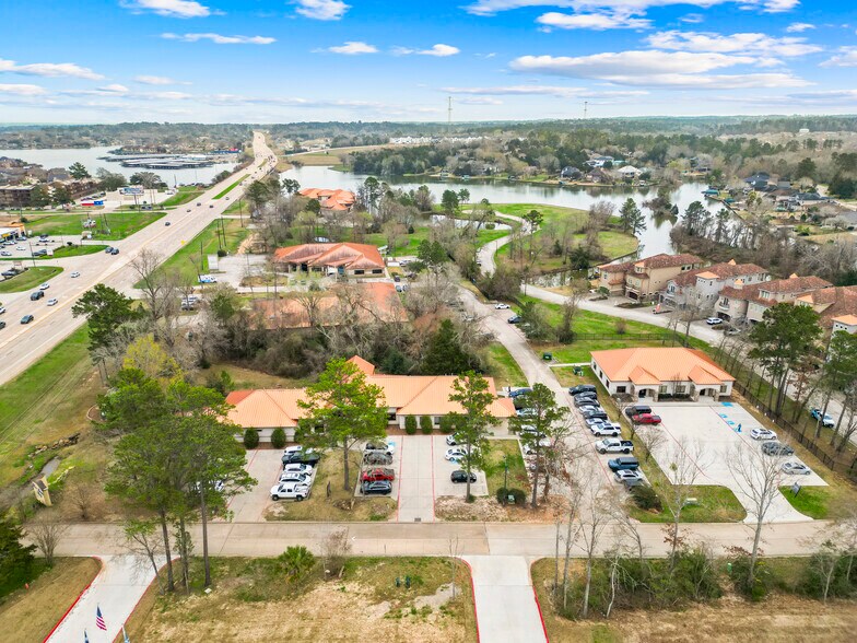 More Photos Of 123 Blue Heron Dr, Montgomery Office For Lease