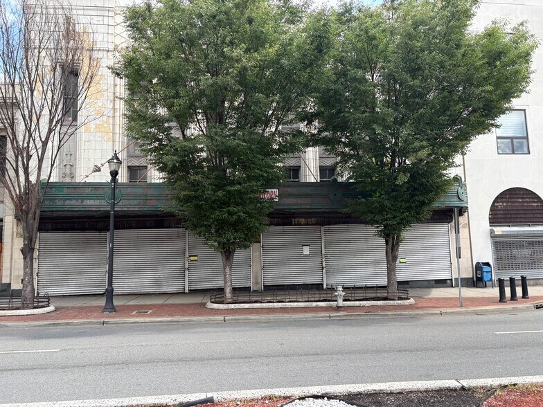 More Photos Of 580 Central Ave, East Orange Storefront Retail Office For Lease