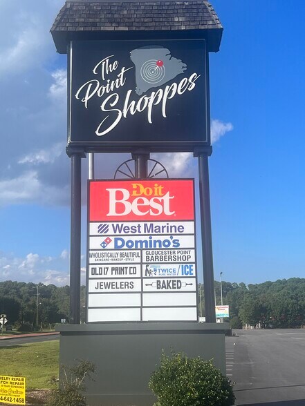 More Photos Of 1747-1811 George Washington Memoria Hwy, Gloucester Point Unknown For Lease