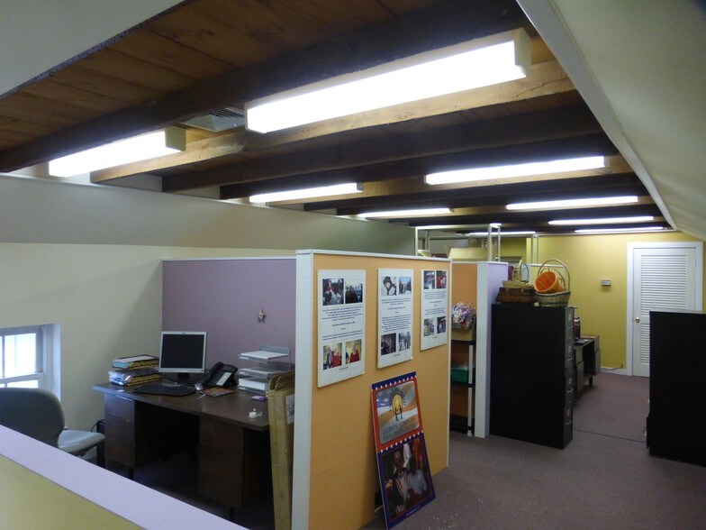 More Photos Of 11 Duane Rd, Doylestown Office For Sale
