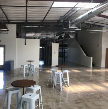 More Photos Of 443 Bastrop Hwy, Austin Flex For Lease