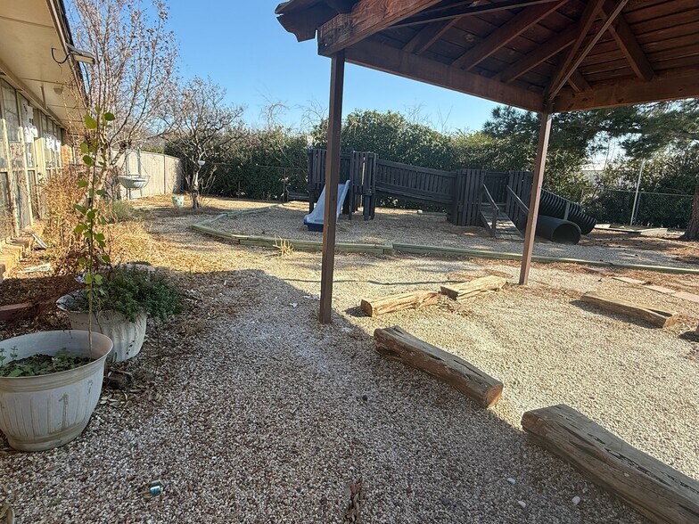 More Photos Of 1935 Old Denton Rd, Carrollton Daycare Center For Sale