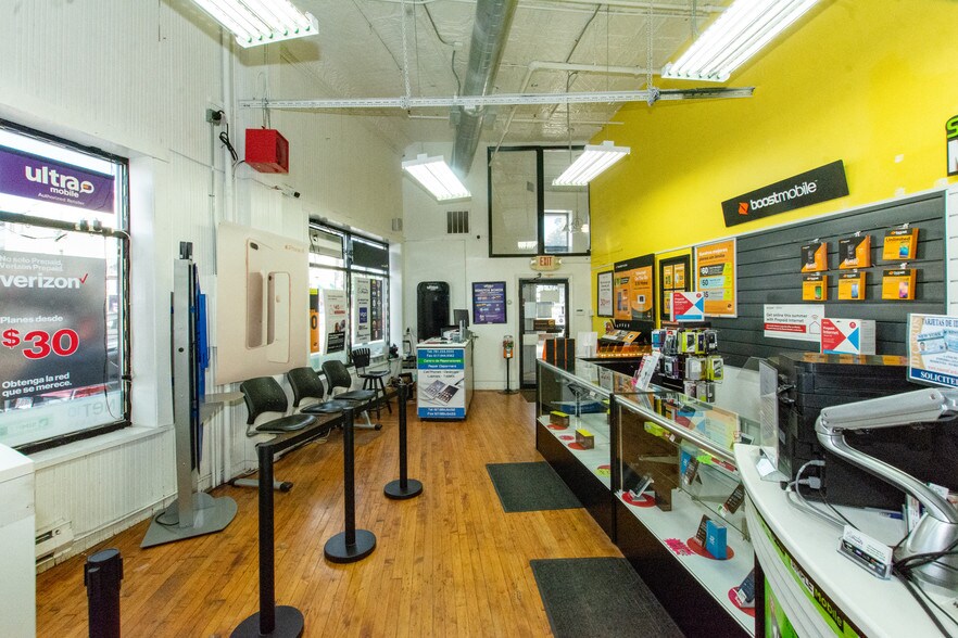 More Photos Of 975-977 Saratoga St, Boston Storefront Retail Office For Lease