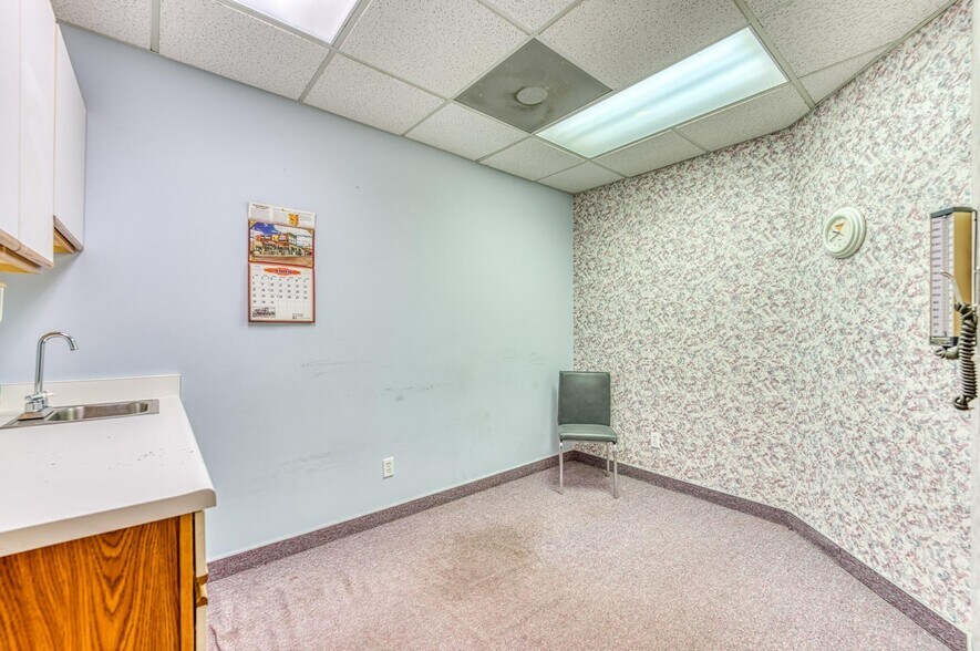 More Photos Of 100 W 4th St, Walsenburg Medical For Sale
