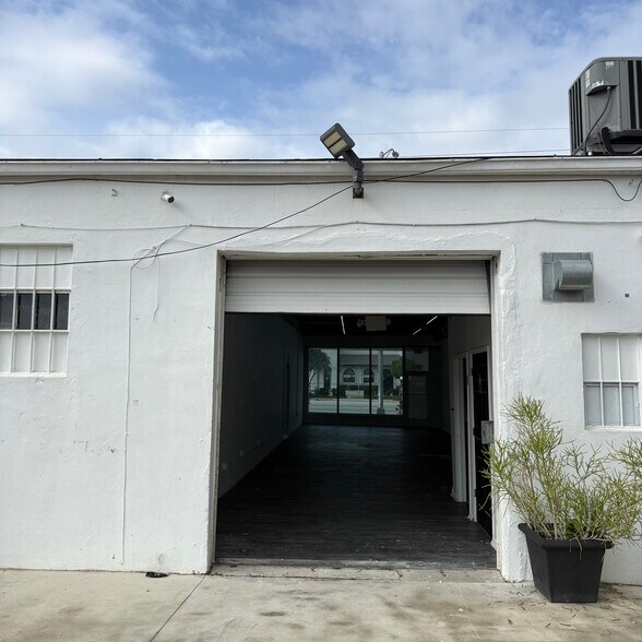 More Photos Of 12001-12009 NW 7th Ave, Miami Freestanding For Lease