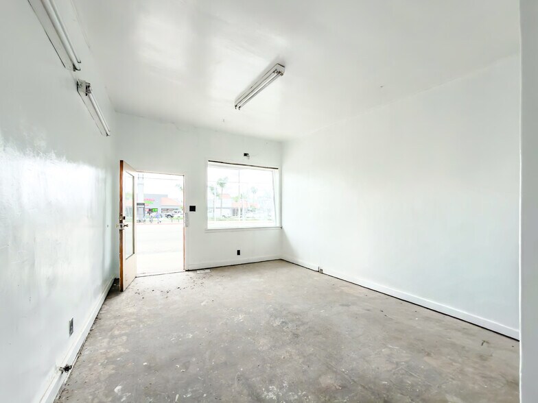 More Photos Of 1201-1205 S Greenwood Ave, Montebello Storefront For Lease