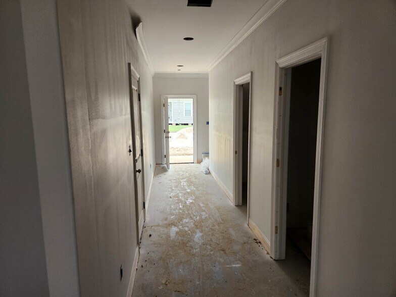 More Photos Of 400 10th Street, Lake Charles Apartments For Sale