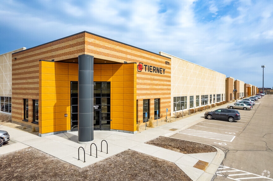 Primary Photo Of 1771 Energy Park Dr, Saint Paul Flex For Lease