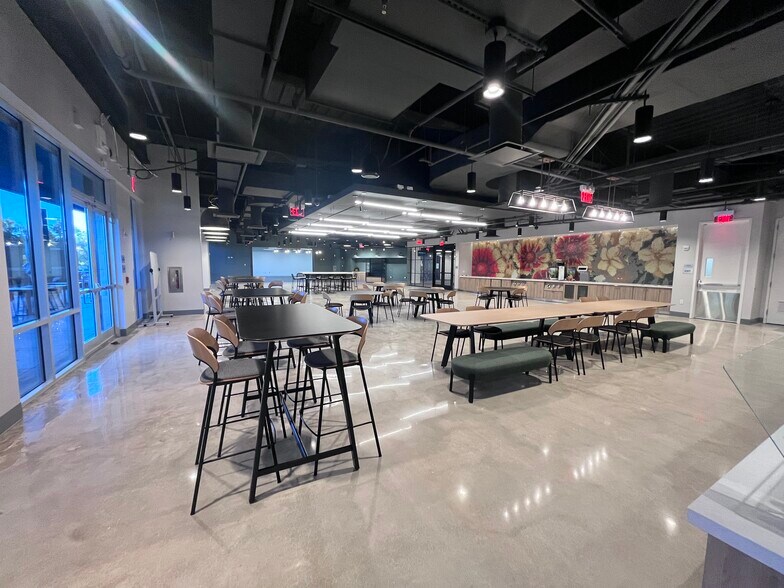 More Photos Of 701 Brookfield Pky, Greenville Office For Lease
