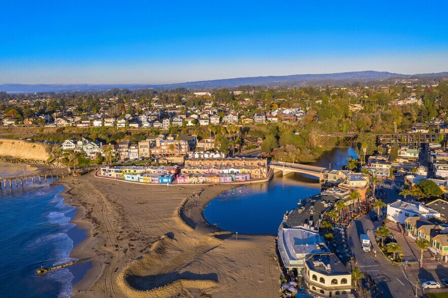 More Photos Of 518 Capitola Ave, Capitola Multifamily For Sale