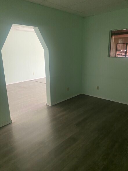 More Photos Of 3500 N Mesa St, El Paso Unknown For Lease