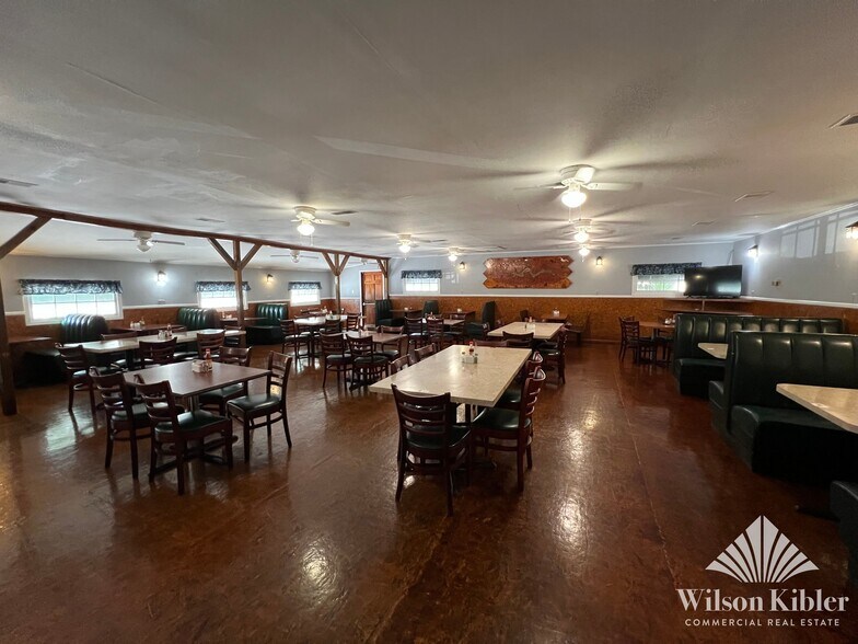 More Photos Of 9145 Longtown Rd, Ridgeway Restaurant For Sale