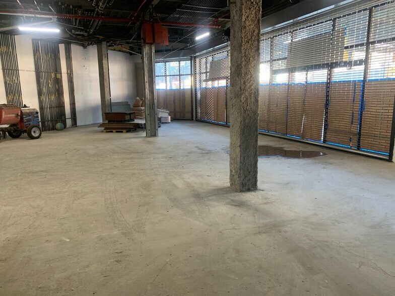 More Photos Of 874 Willoughby Ave, Brooklyn Apartments For Lease