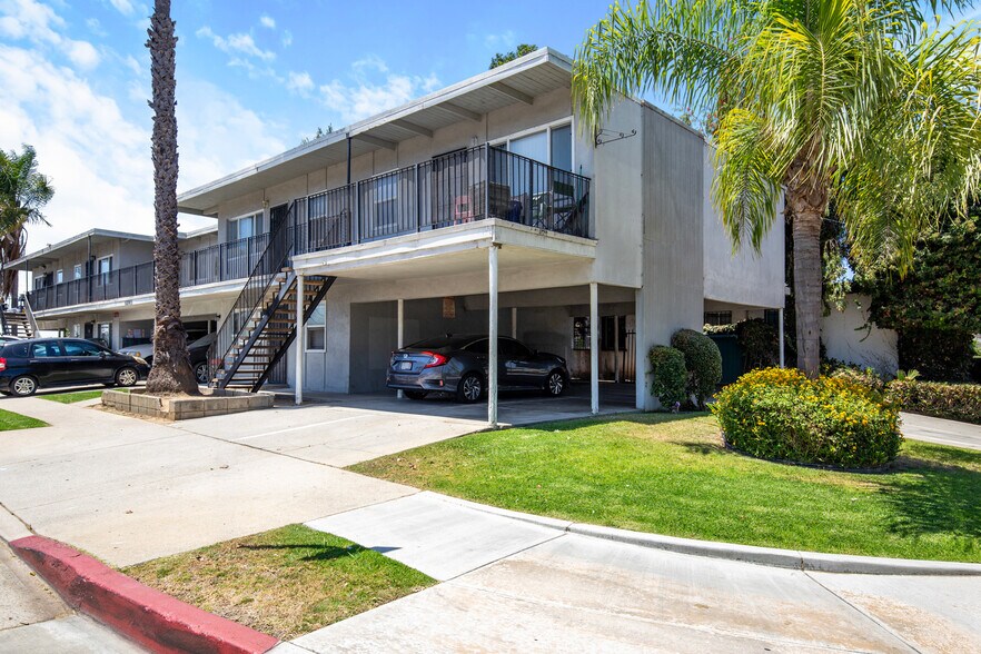More Photos Of 12003 Berendo Ave, Los Angeles Apartments For Sale