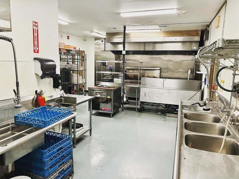 More Photos Of 2851 W Edmond Rd, Edmond Storefront Retail Office For Sale