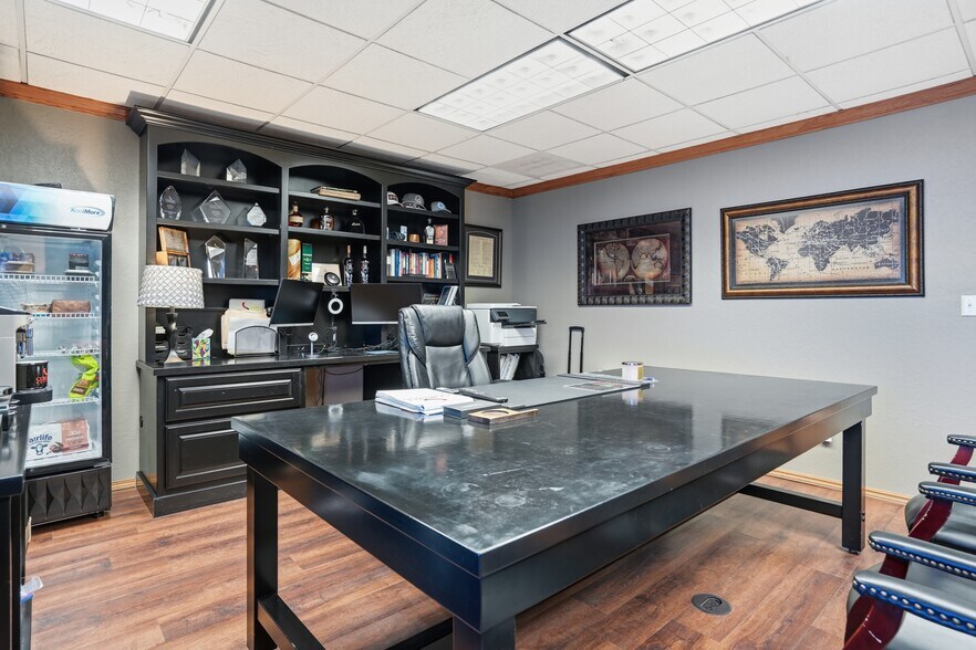 More Photos Of 14220 S Meridian Ave, Oklahoma City Warehouse For Sale