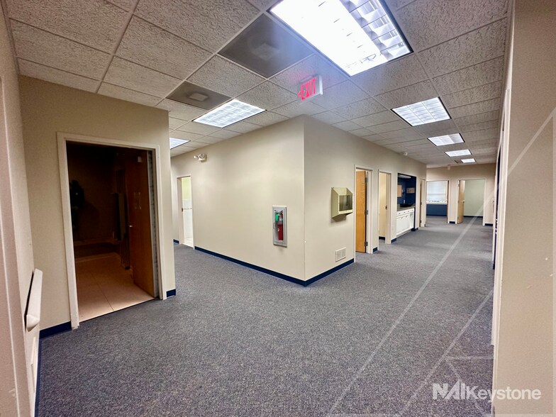 More Photos Of 2201 Ridgewood Rd, Wyomissing Medical For Sale