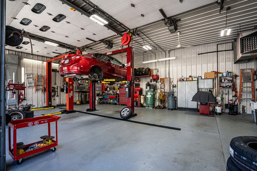 More Photos Of 5110 75th St, Kenosha Auto Dealership For Sale