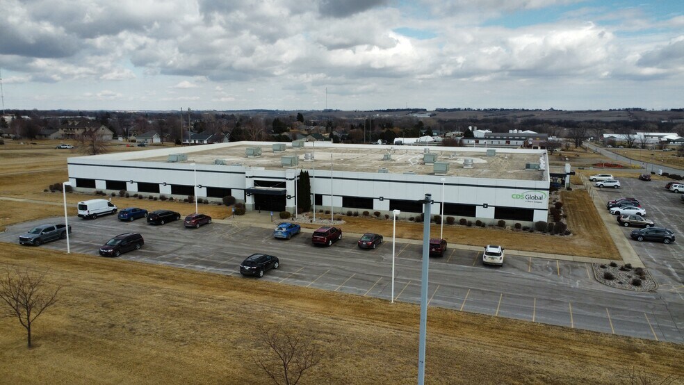 More Photos Of 3107 Shelby St, Harlan Office For Sale