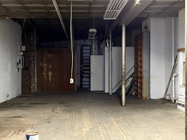 More Photos Of 6-8 N Broadway, Yonkers General Retail For Sale