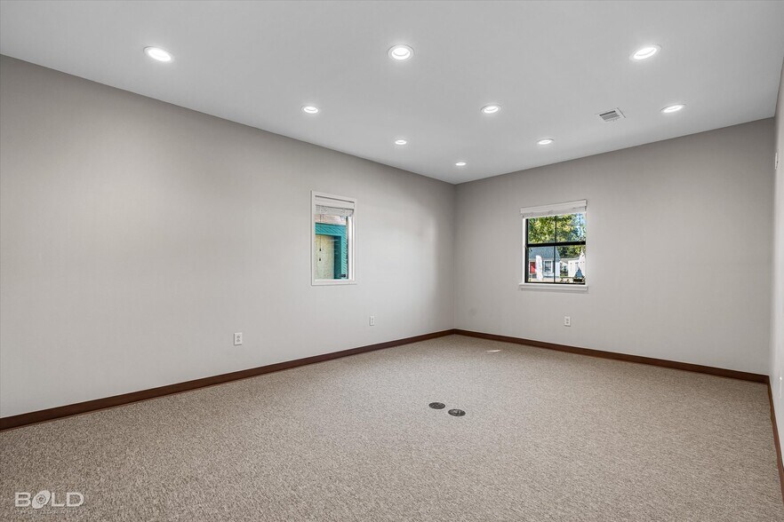 More Photos Of 3605 Youree Dr, Shreveport Office For Sale