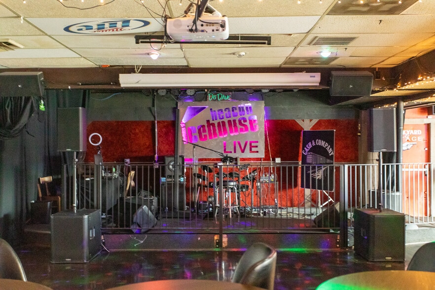 More Photos Of 1349 13th Ave SW, Great Falls Bar For Sale