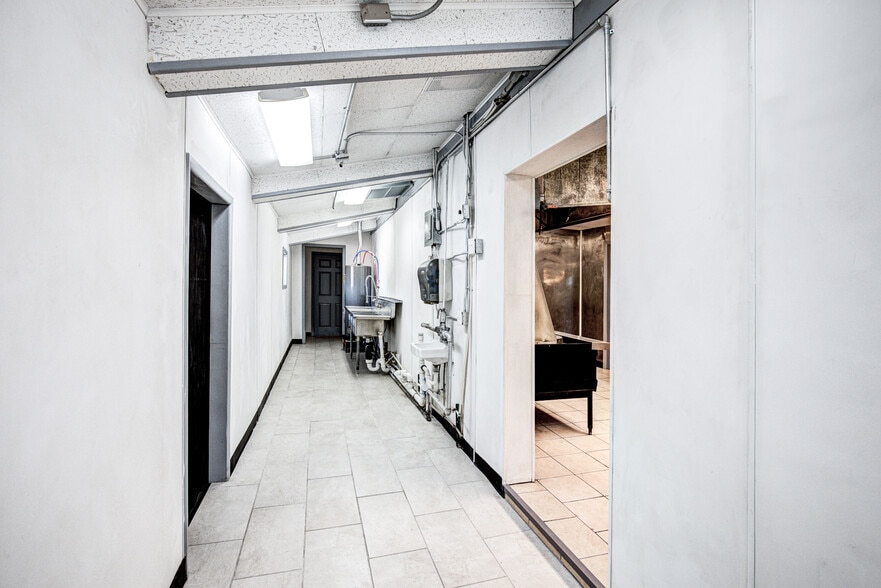 More Photos Of 1200 S Beeline Hwy, Payson General Retail For Sale