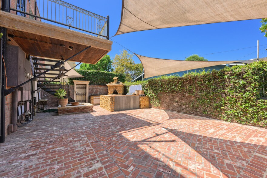 More Photos Of , Santa Ana Unknown For Sale